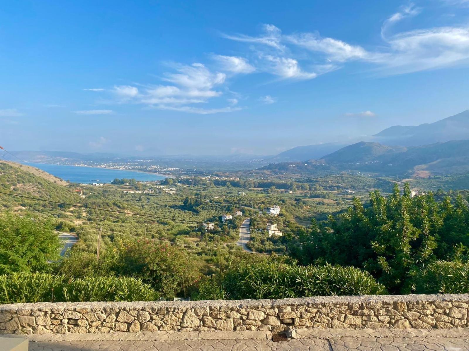 Arbutus - Relaxing Apartment With Fantastic Views Georgioupoli Exterior photo